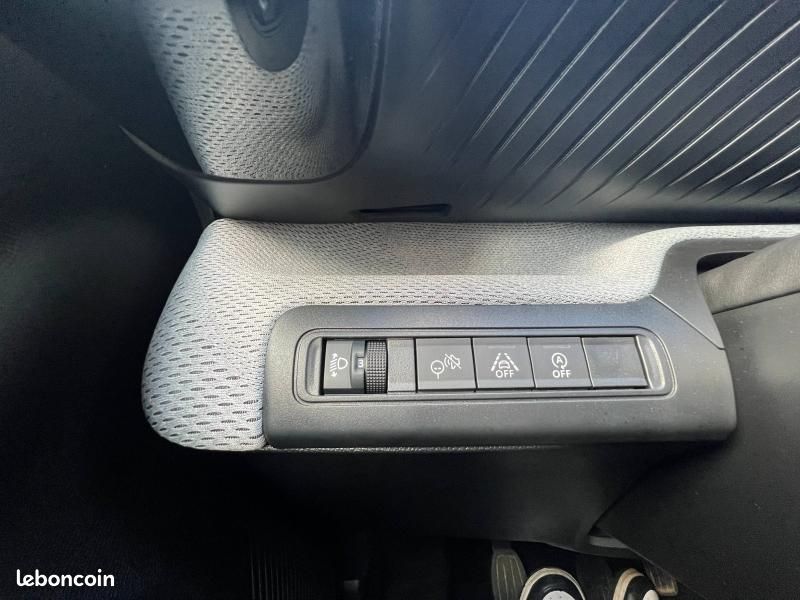 Citroen C3 1.2 Turbo 100ch MAX (image 14)