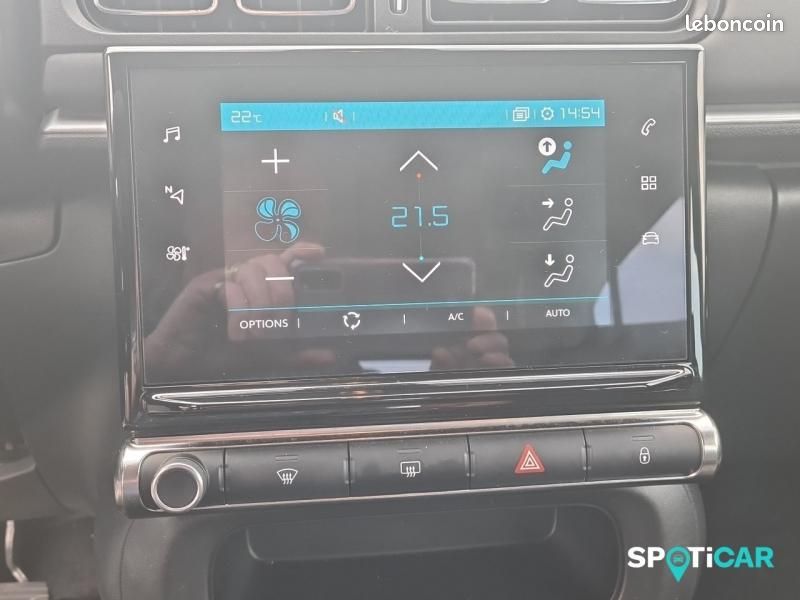 Citroen C3 1.2 PureTech 110ch S&S C-Series 120-121g (image 15)