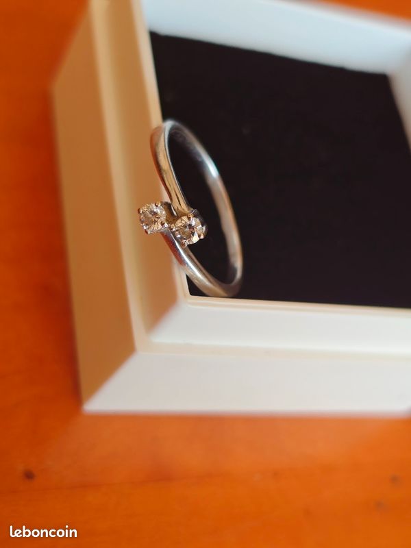 Bague Or Blanc 750/1000 Jolie Constellation Diamant 0,05ct