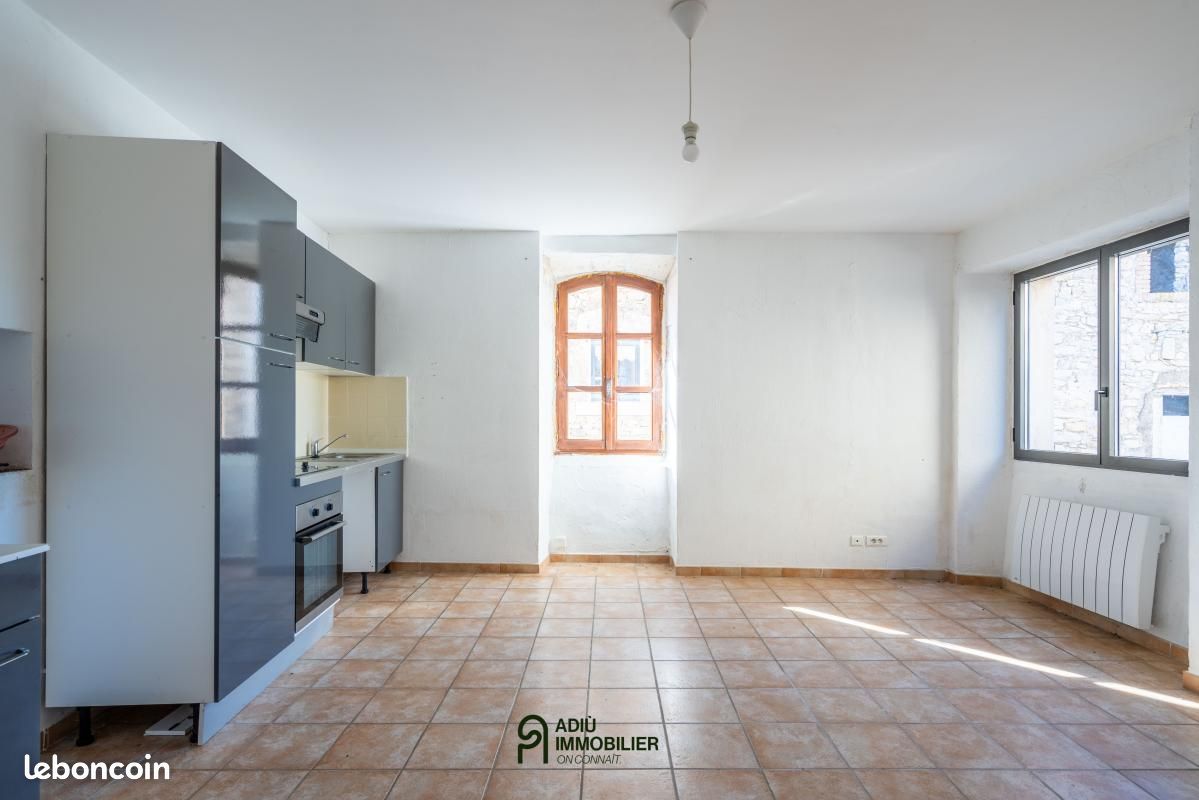 Appartement 1 pièce 27 m² · à Uzès · 27 m² · 45 000 €