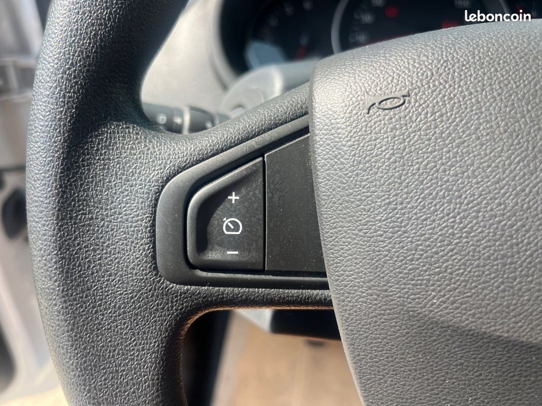 RENAULT KANGOO EXPRESS 1.5 BLUE DCI 80 Air Link 80Ch camera de recul radar AR carplay antivol cabine Garantie 12 mois (image 19)