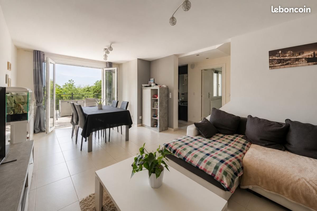 Maison 10 pièces 266 m² · à Villeneuve-Saint-Georges · 266 m² · 479 000 €