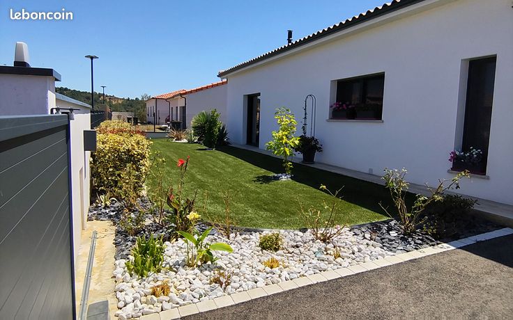 Vends maison plain-pied avec piscine 4 pièces