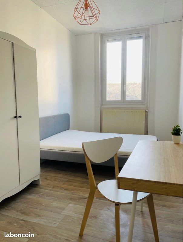 Appartement 2 pièces 40 m² · à Saint-Étienne · 40 m² · 420 €