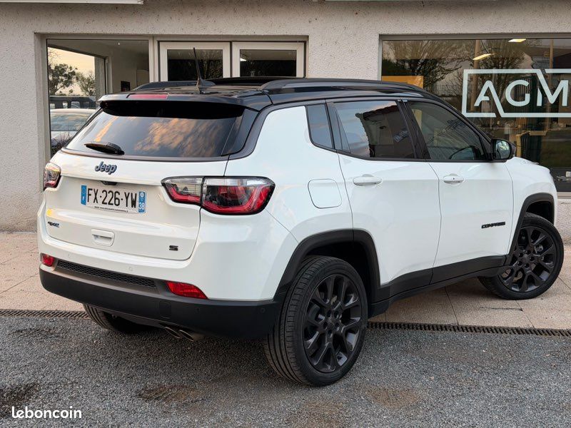 JEEP Compass 1.3 PHEV T4 240 ch 4xe eAWD S, tout-terrain 4x4 / TOIT OUVRANT / CUIR… (image 3)