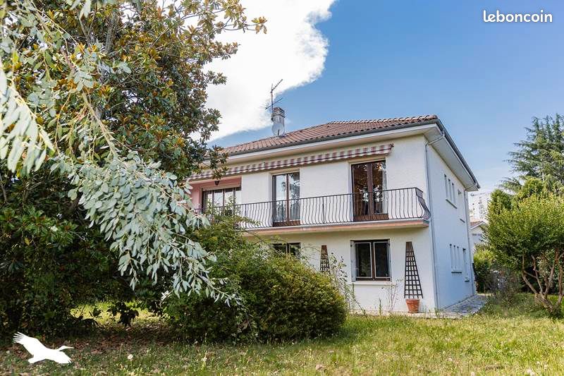 Maison 6 pièces 150 m² · à Jurançon · 150 m² · 250 000 €