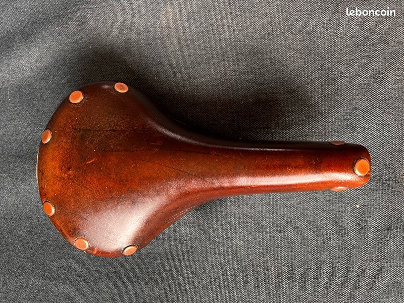 ANCIENNE SELLE EN cuir BROOKS Professional fabriquée en Angleterre