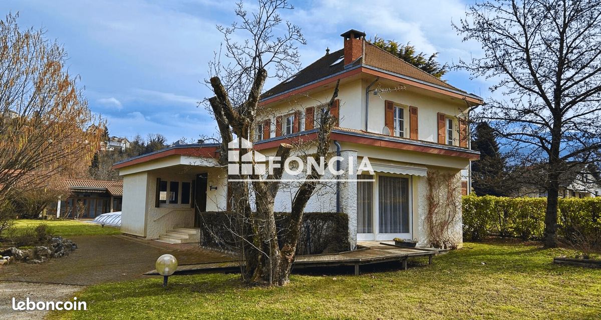 Maison 6 pièces 197 m² · à Coublevie · 197 m² · 620 000 €