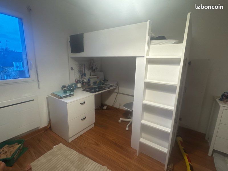 Lit en hauteur IKEA avec bureau étagère et placard (image 1)