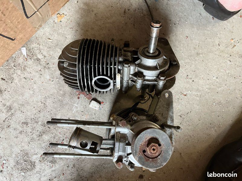 Lot Moteur motobecane (image 1)