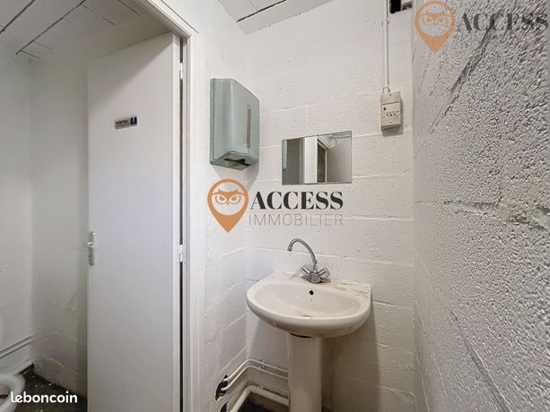 https://img.leboncoin.fr/api/v1/lbcpb1/images/c1/19/36/c119367344726c29d07f3e3f1b3bfb53b6e9eb38.jpg?rule=ad-image