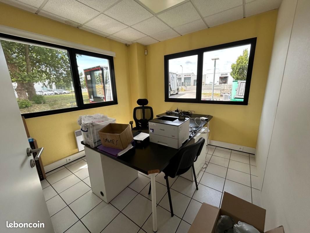 Local d'activité 1 348 m² (image 6)