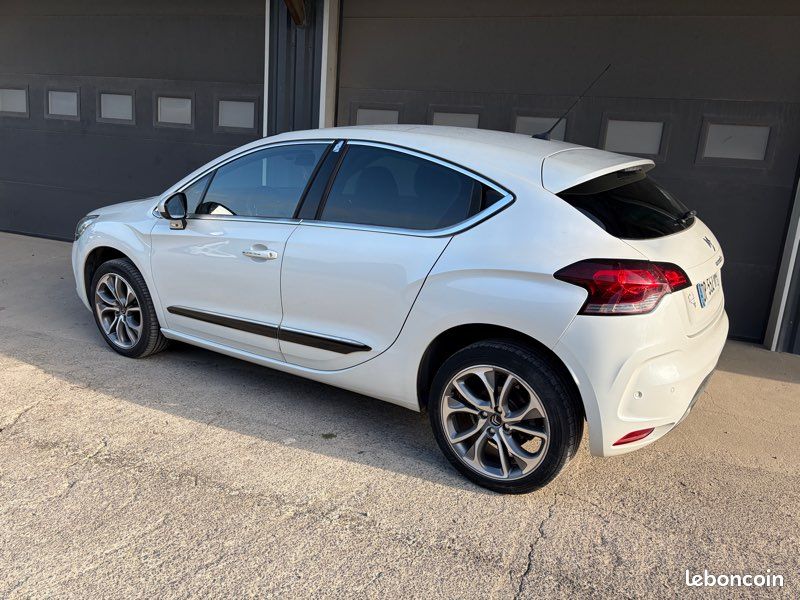 Citroën DS4 2.0 HDi 150Ch Sport-Chic 5Places 132500Kms (image 3)