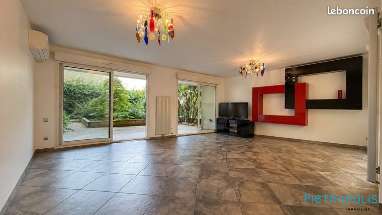 Maison de ville 6 pièces 142 m² — 2