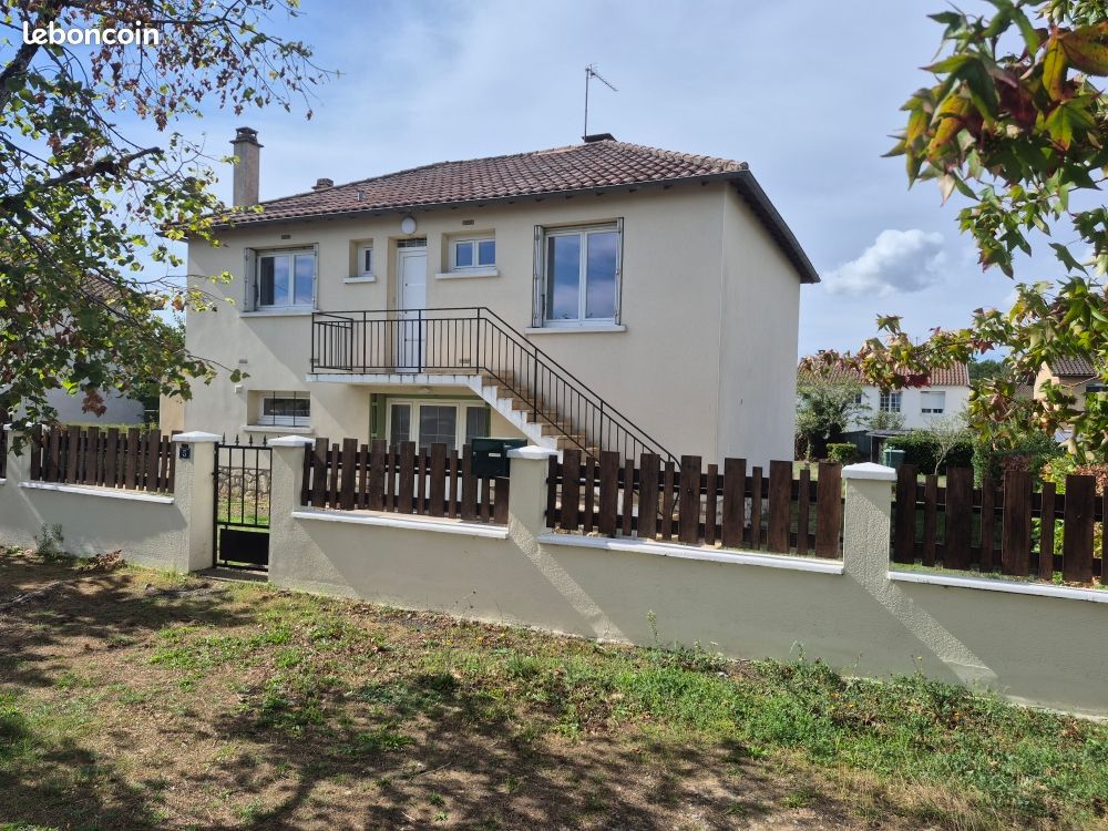 Appartement 4 pièces 63 m² · à Gençay · 63 m² · 690 €/mois