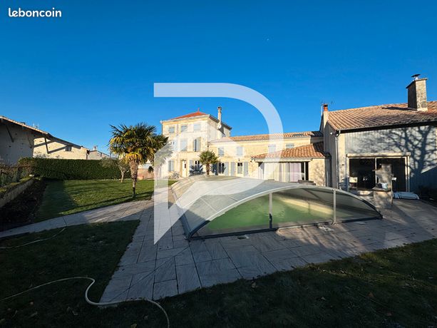 Propriété 14 pièces 372 m²