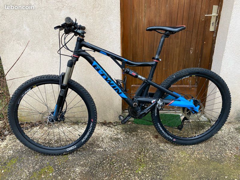 Bicycles Rockrider 560 Mtb Btwin Prezzi VTT Rockrider 560s 26 Pouces - Main Image