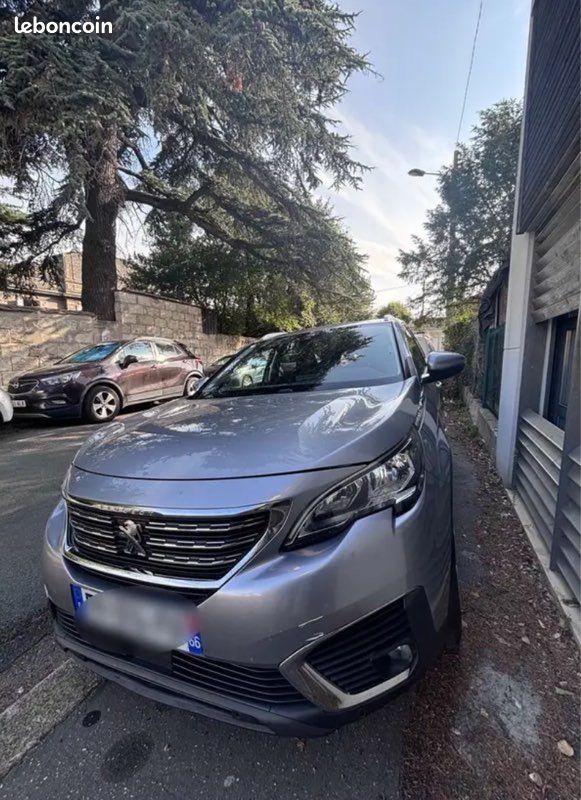 Peugeot 5008 PureTech 130 S&S BVM6 Active - 7 places (image 2)