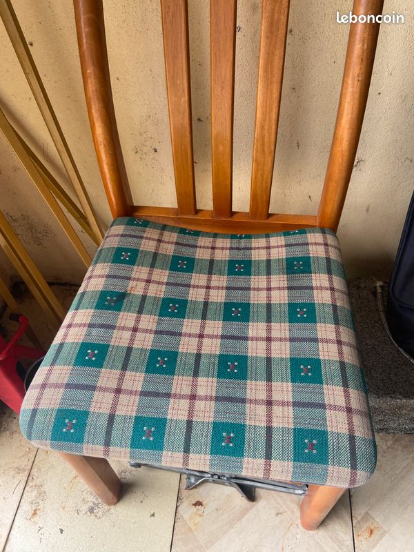 Chaise bois coussin (image 1)