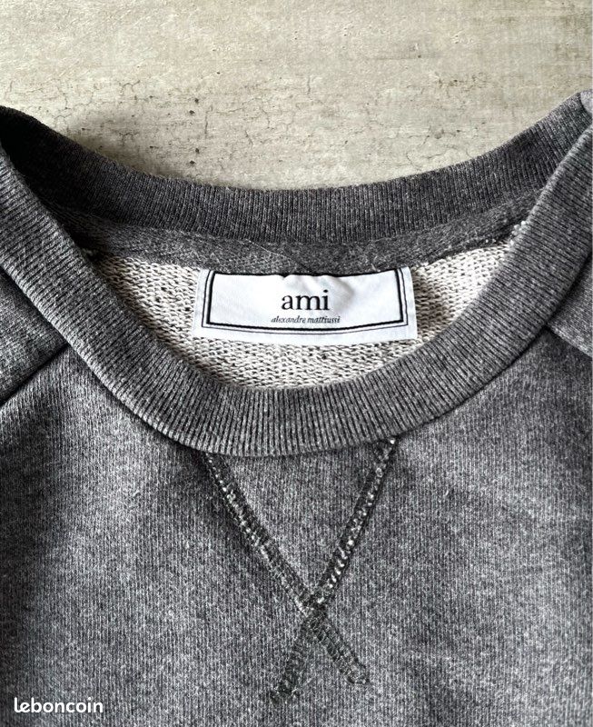 Sweat pull Ami Paris très bon état taille XS (image 7)