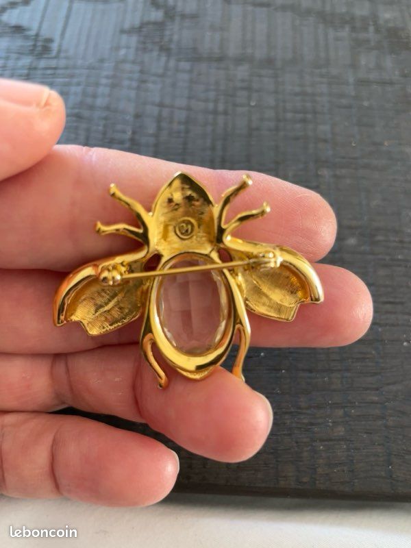 Pendentif Abeille Cabochon 6mm Laiton Doré 24K Premium - Perles Corner