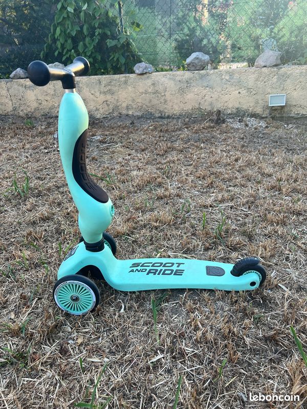 Draisienne Scooter and Ride Vélos