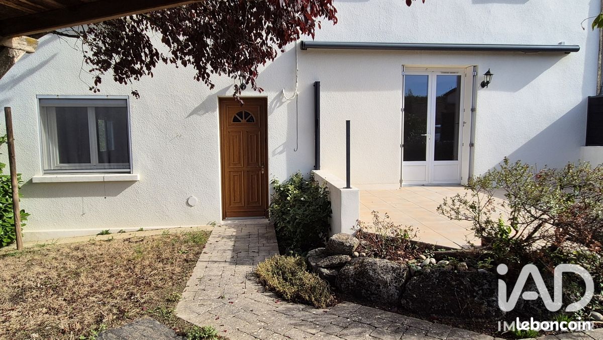 Maison 6 pièces 124 m² · à La Tessoualle · 124 m² · 157 000 €
