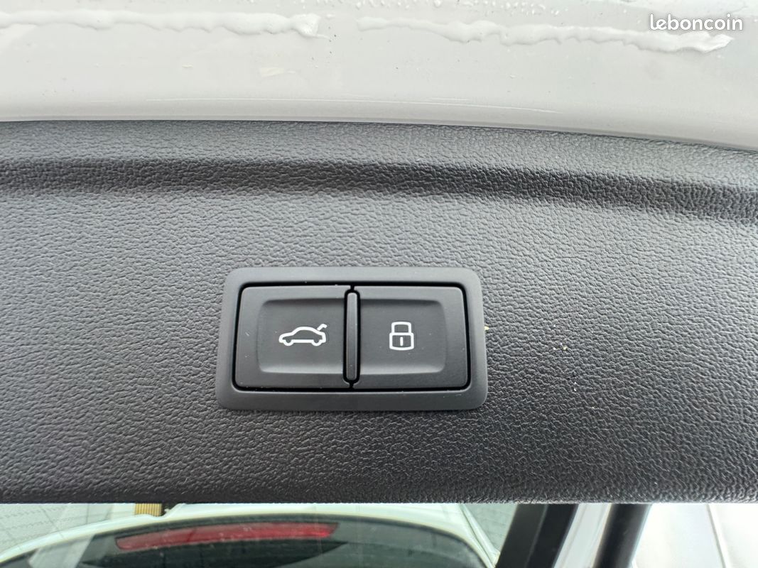 AUDI A3 Sportback 40 TFSI e Hybride rechargeable 204 S tronic 6 S line & 11800  d options (image 19)