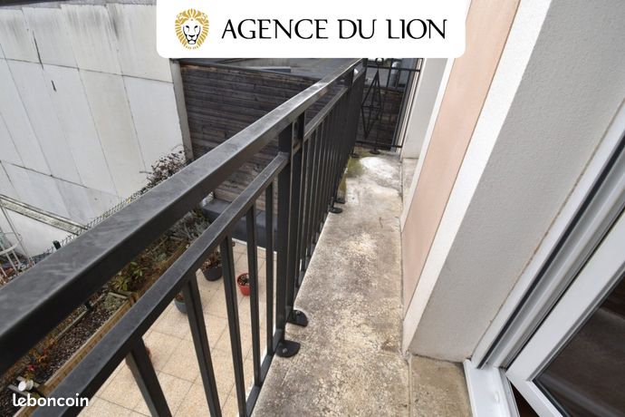 https://img.leboncoin.fr/api/v1/lbcpb1/images/c1/2a/85/c12a85c8f16a2fb5ddb6cf9845be6fe828f95002.jpg?rule=ad-image