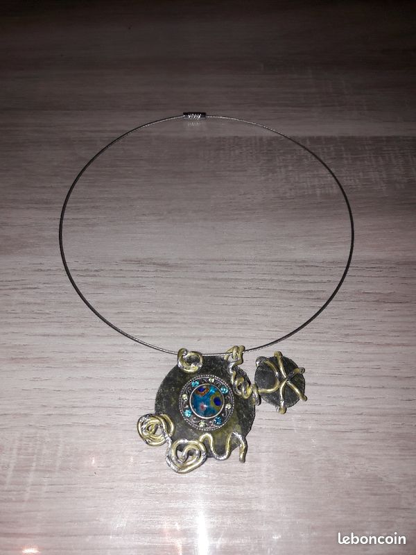 Collier ras de cou (image 1)