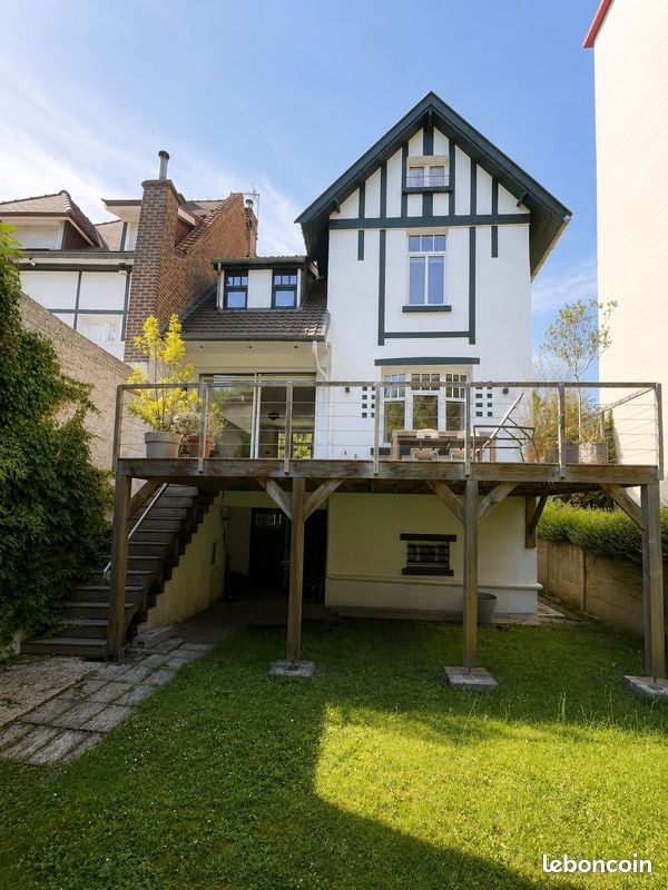 Maison 5 pièces 130 m² · à Lambersart · 130 m² · 695 000 €