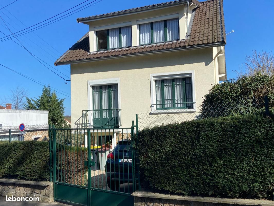 Maison 5 pièces 114 m² · à Ris-Orangis · 114 m² · 285 000 €