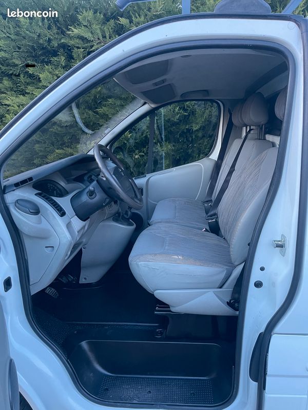Nissan primastar ( top auto ) (image 4)