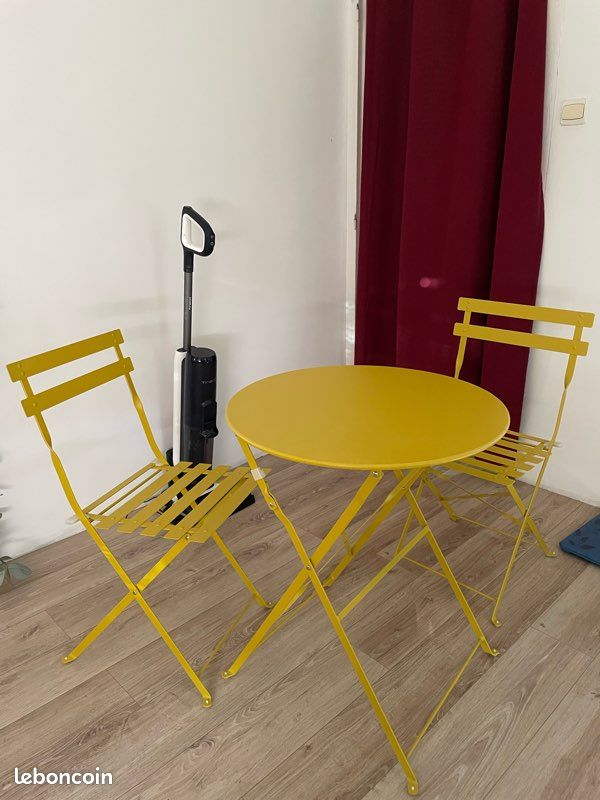 Table (image 2)