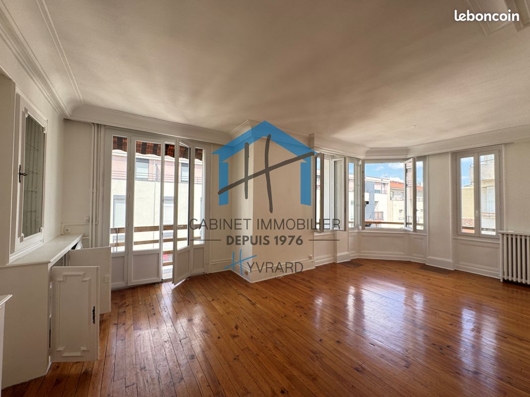 Appartement 4 pièces 82 m² · à Saint-Étienne · 82 m² · 850 €/mois