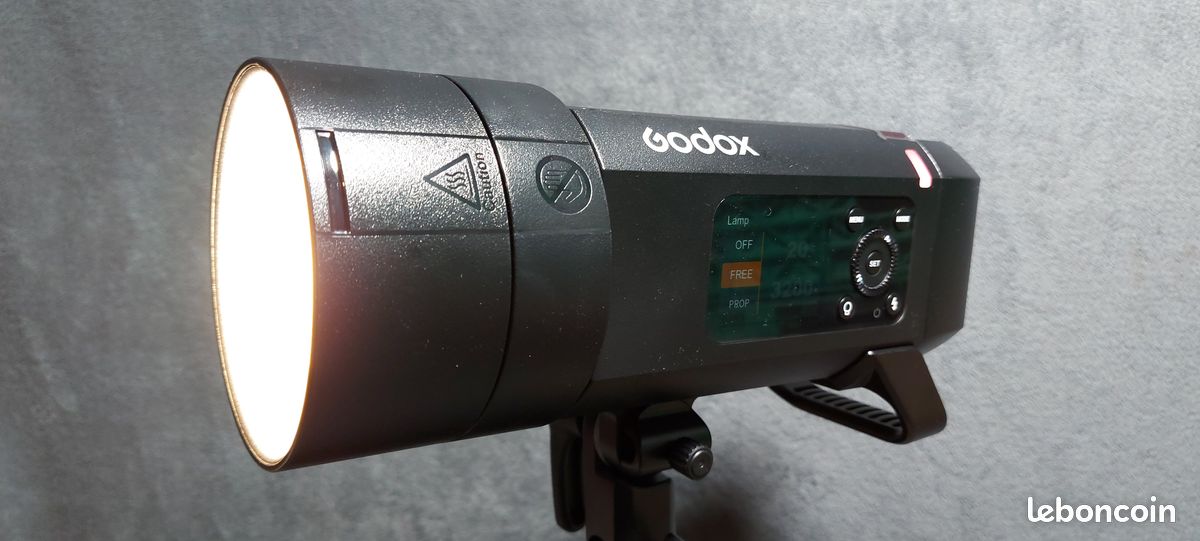 Godox AD400 Pro II Flash 400Ws (image 1)