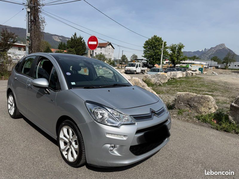 Très jolie Petite Citadine Citroën C3 phase 2 CRIT’AIR 1 1.6 VTI 120cv 81000km d’ORIGINE Exclsuive PS VITA du 09/05/2014 BVM5 (image 2)