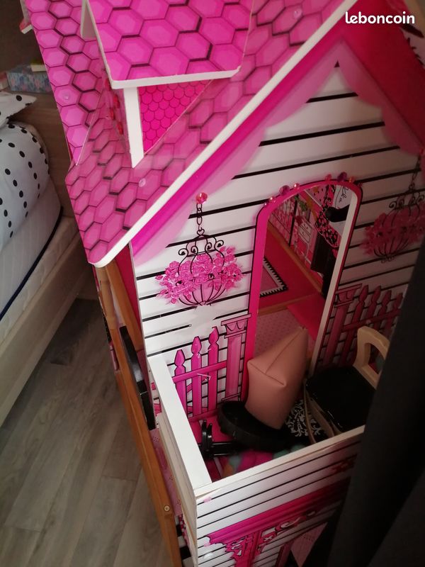 Vend maison Barbie (image 3)