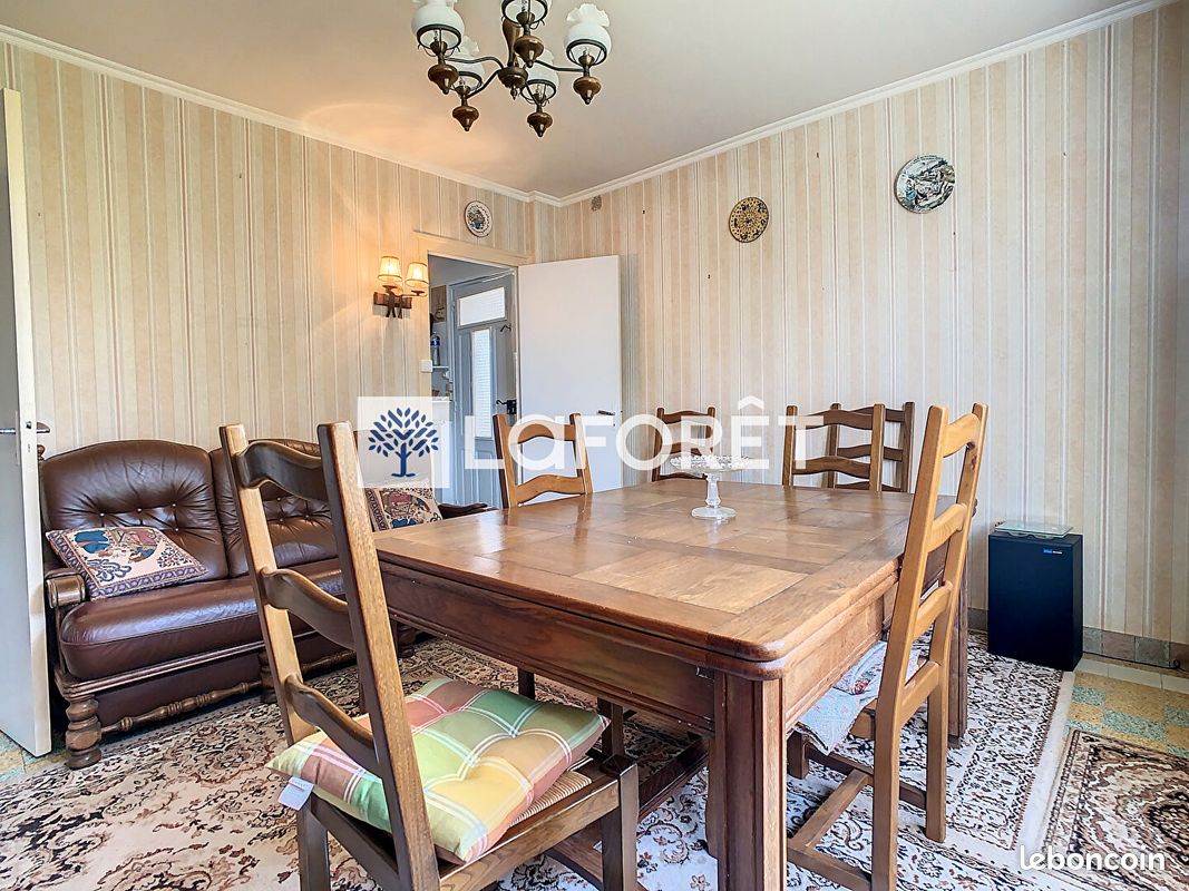 Propriété 4 pièces 70 m² - Saint-Loup-Lamairé 79600 (image principale 5)