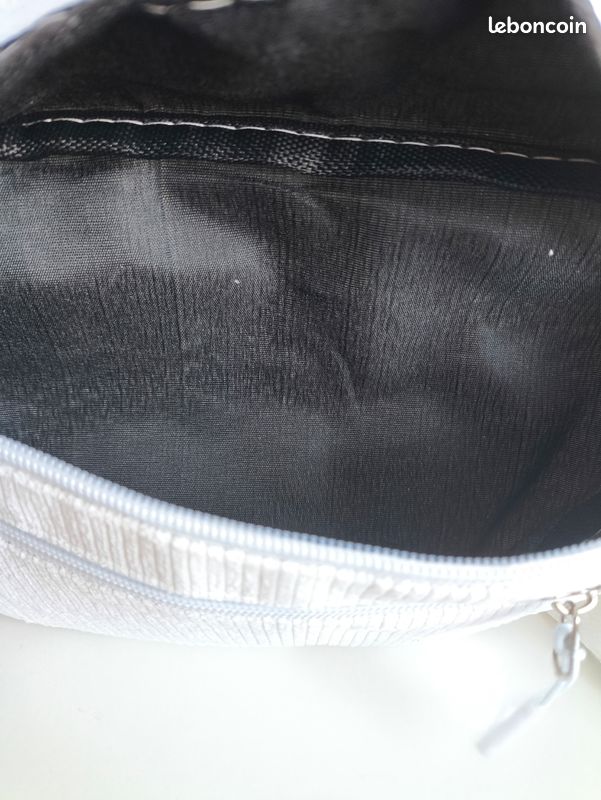 Sac banane blanc (image 4)