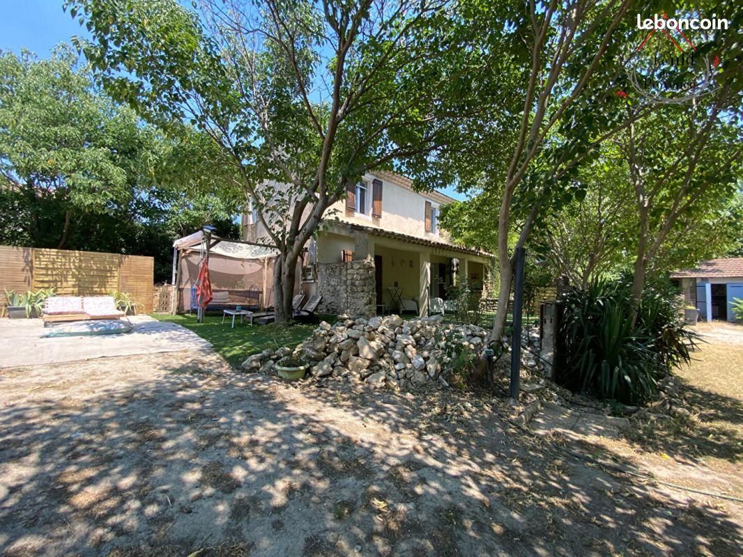 Maison 10 pièces 200 m² · à Mazan · 200 m² · 525 000 €