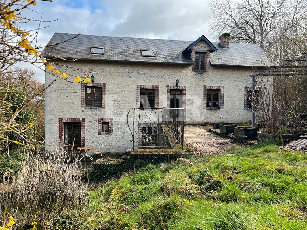 Maison 4 pièces 131 m² · à Le Mêle-sur-Sarthe · 131 m² · 189 740 €