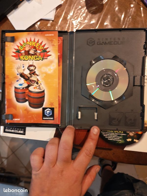 Donkey Konga + DK Bongos en boîte complet (image 4)