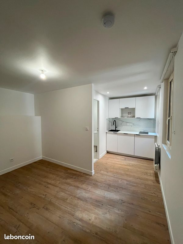 Appartement 1 pièce 17 m² · à Bordeaux · 17,4 m² · 520 €