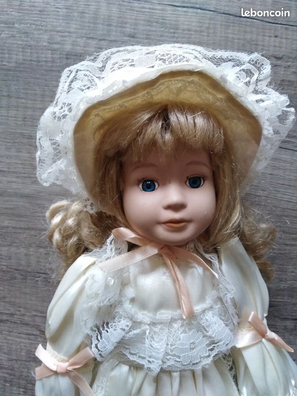 Poupée Ancienne Mon Trésor 5 - Porcelaine 40 Cm - À Restaurer