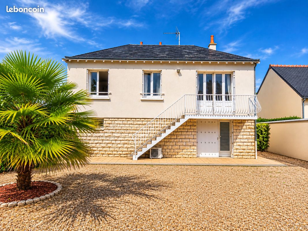 Maison 5 pièces 132 m² · à Avoine · 132 m² · 185 000 €