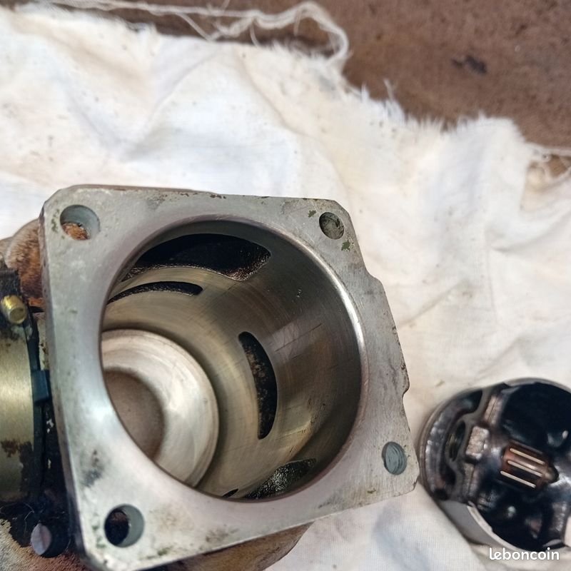 Piston Cylindre Stihl pour tronçonneuse Stihl 026 de 44 mm (image 7)
