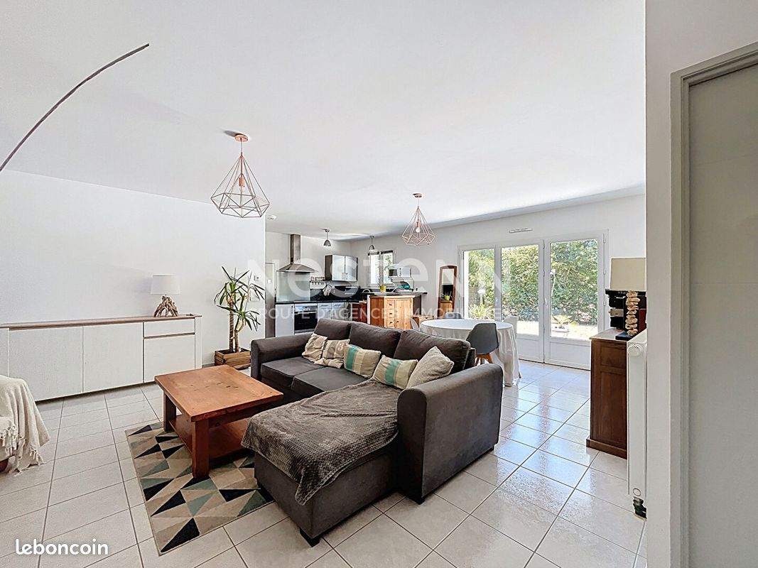 Maison 4 pièces 83 m² · à Dompierre-sur-Mer · 83 m² · 294 900 €