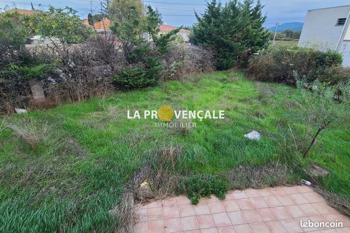Terrain 426 m² Pourrières