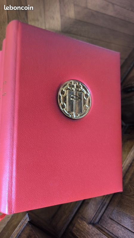 Vends livre Charles de Gaulle (image 2)